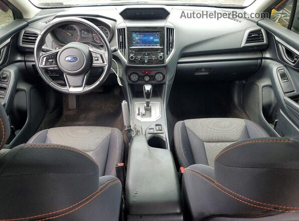JF2GTADC5K8273294 2019 SUBARU CROSSTREK Красный Вид панели приборов