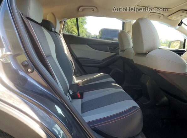 JF2GTADC7JH218151 2018 SUBARU CROSSTREK Gray Widok wnętrza z tyłu