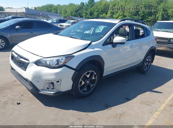 JF2GTADC7JH268208 2018 SUBARU CROSSTREK White Առջևի ձախ երեք քառորդ տեսարան