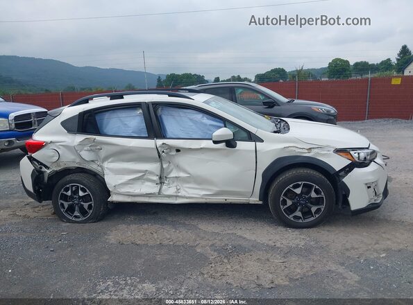 JF2GTADC8K8245344 2019 SUBARU CROSSTREK White Widok z przodu