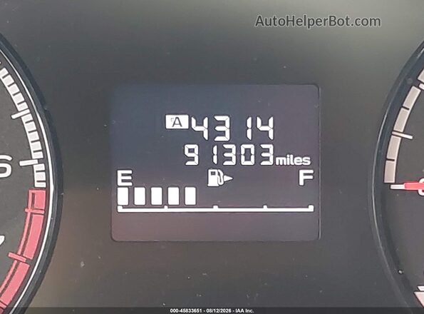 JF2GTADC8K8245344 2019 SUBARU CROSSTREK White Widok wnętrza 360 stopni