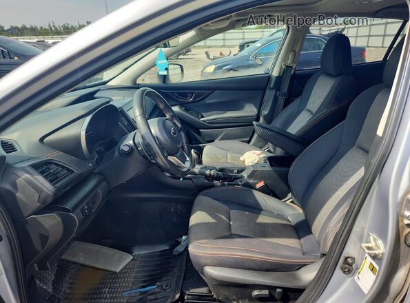 JF2GTAEC0M8261281 2021 SUBARU CROSSTREK Silver Vista interior delantera