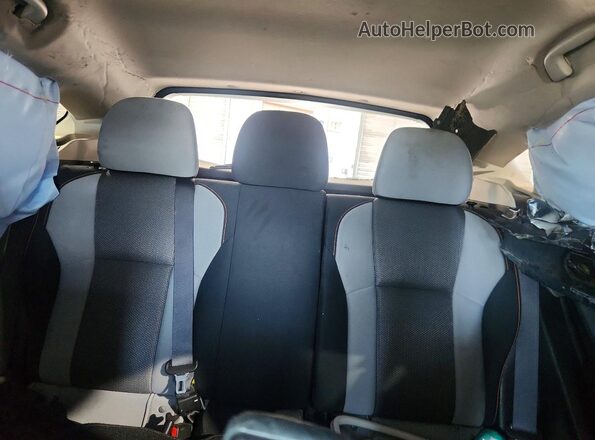 JF2GTAEC0NH226967 2022 SUBARU CROSSTREK Blue Widok tylnych siedzeń