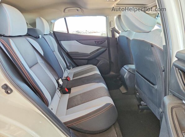 JF2GTAEC0NH260360 2022 SUBARU CROSSTREK Белый Вид задней части салона