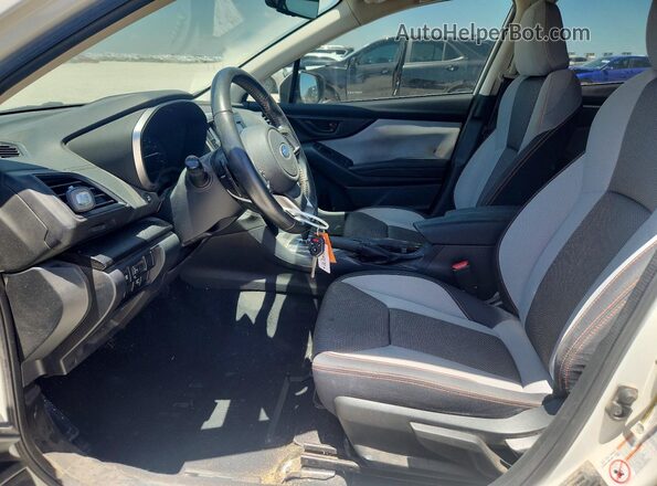 JF2GTAEC2KH361640 2019 SUBARU CROSSTREK White Widok wnętrza z przodu