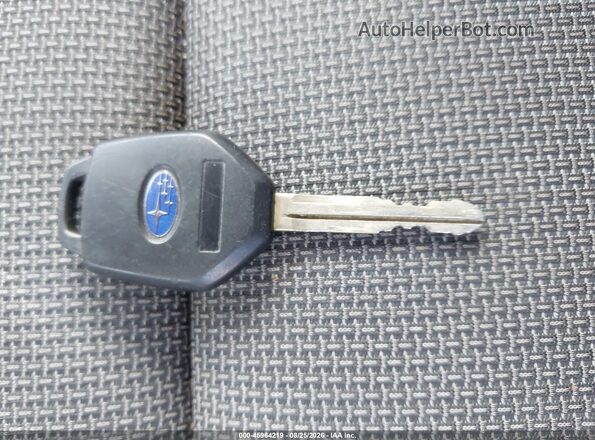 JF2GTAEC3K8301818 2019 SUBARU CROSSTREK White Vista del salpicadero