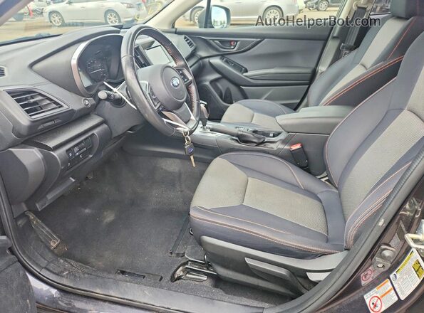 JF2GTAEC3K8341087 2019 SUBARU CROSSTREK Gray Front interior view