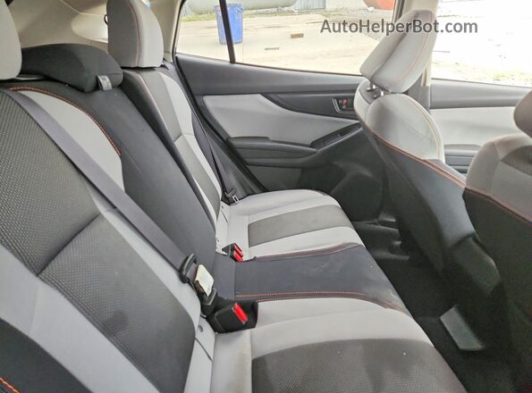 JF2GTAEC3L8229813 2020 SUBARU CROSSTREK White Widok tylnych siedzeń