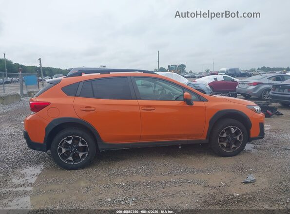 JF2GTAEC4K8348632 2019 SUBARU CROSSTREK Orange 360 interior view
