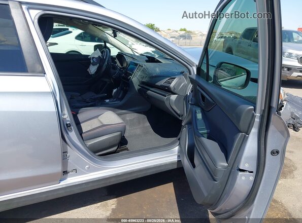 JF2GTAEC4K8352194 2019 SUBARU CROSSTREK Silver Vista interior delantera