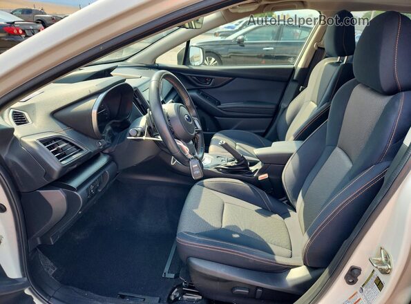 JF2GTAEC4LH207724 2020 SUBARU CROSSTREK White Widok wnętrza z przodu