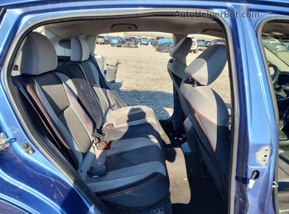 JF2GTAEC5KH315753 2019 SUBARU CROSSTREK Blue Rear seats view