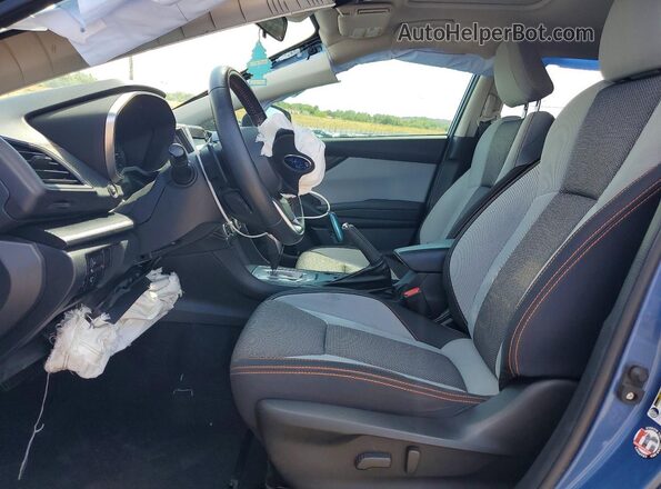 JF2GTAEC7NH251915 2022 SUBARU CROSSTREK Blue Front interior view