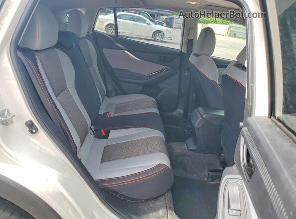 JF2GTAEC7PH305975 2023 SUBARU CROSSTREK White Հետևի նստատեղերի տեսք