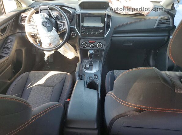JF2GTAEC8PH282920 2023 SUBARU CROSSTREK Silver Widok deski rozdzielczej
