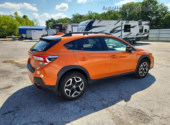 JF2GTAJC0J8204998 2018 SUBARU CROSSTREK Orange Задня права чверть