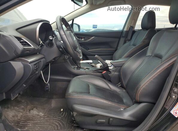 JF2GTAJC2JH270811 2018 SUBARU CROSSTREK Черный Вид салона спереди