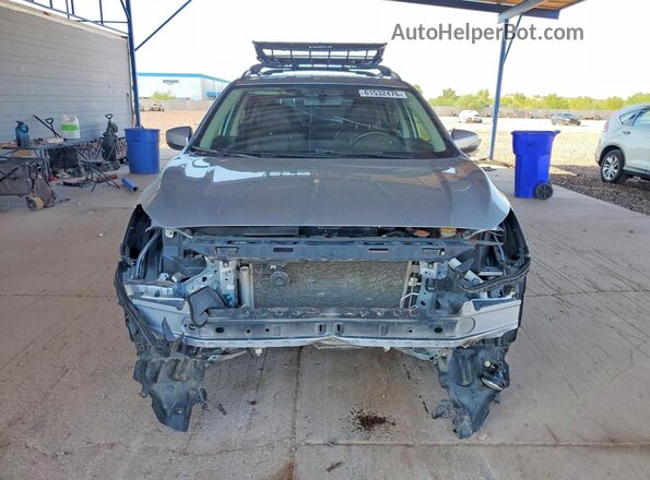 JF2GTAJC9JH305845 2018 SUBARU CROSSTREK Silver Դիմացի տեսք