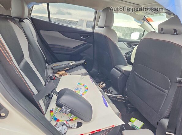 JF2GTALC2J8295205 2018 SUBARU CROSSTREK White Rear seats view