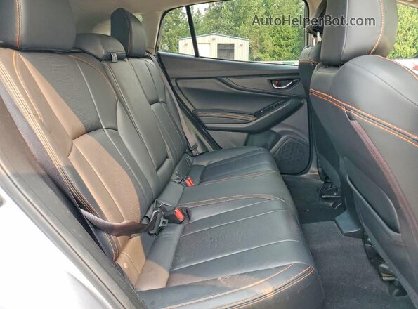 JF2GTALC3JH260799 2018 SUBARU CROSSTREK Серебряный Вид задней части салона