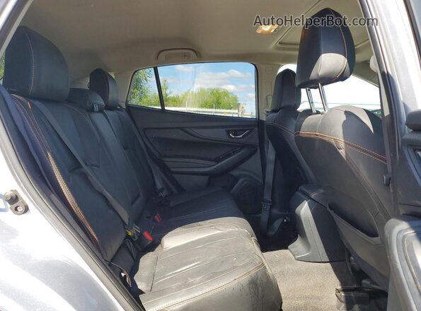 JF2GTALC5JH307783 2018 SUBARU CROSSTREK Silver Սալոնի հետևի տեսք