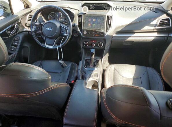 JF2GTALC5JH307783 2018 SUBARU CROSSTREK Silver Առջևի վահանակի տեսք