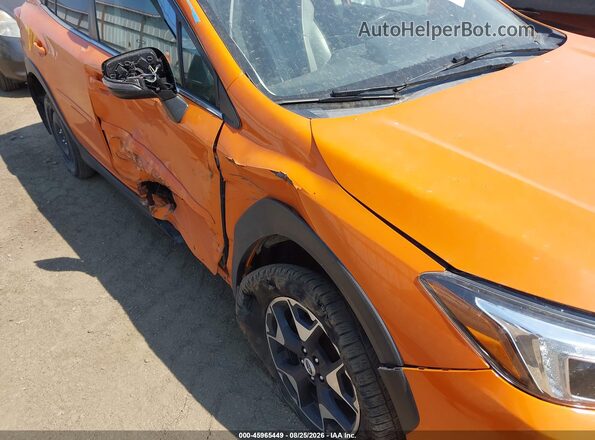 JF2GTALC7J8279470 2018 SUBARU CROSSTREK Orange 