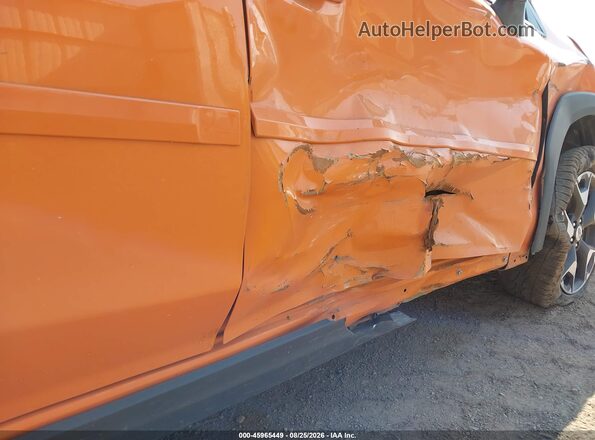 JF2GTALC7J8279470 2018 SUBARU CROSSTREK Orange 