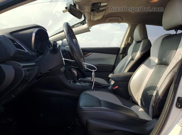 JF2GTAMC0K8232491 2019 SUBARU CROSSTREK White წინა სალონის ხედი