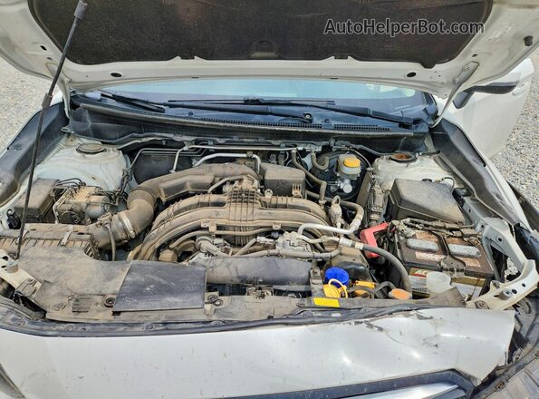 JF2GTAMC4J8200156 2018 SUBARU CROSSTREK White Սալոնի հետևի տեսք