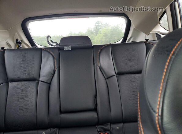 JF2GTAMC5K8397520 2019 SUBARU CROSSTREK White Вид задніх сидінь