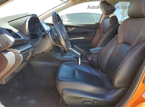JF2GTAMC7LH229234 2020 SUBARU CROSSTREK Оранжевый Вид салона спереди