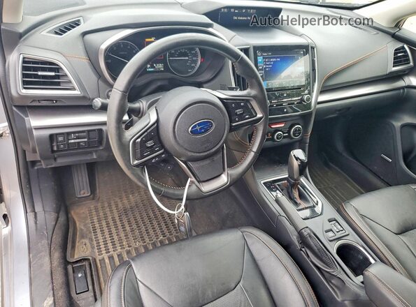 JF2GTAMC9JH282255 2018 SUBARU CROSSTREK Silver Dashboard view