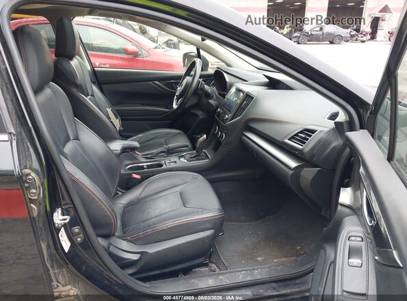JF2GTAMCXJH215552 2018 SUBARU CROSSTREK Black Front interior view