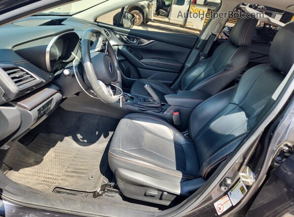 JF2GTANC6K8373256 2019 SUBARU CROSSTREK Черный Вид салона спереди