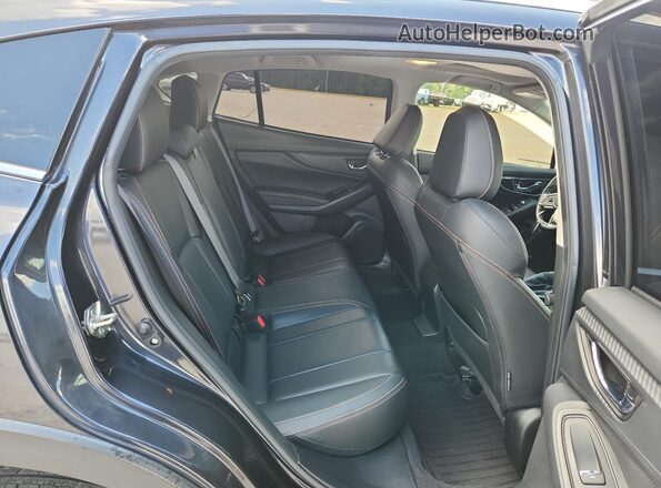 JF2GTANC6K8373256 2019 SUBARU CROSSTREK Черный Вид задней части салона
