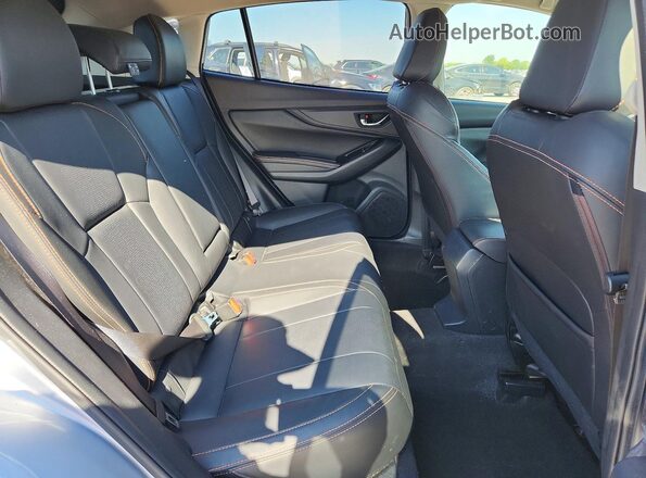 JF2GTANC6KH337566 2019 SUBARU CROSSTREK Silver Սալոնի հետևի տեսք