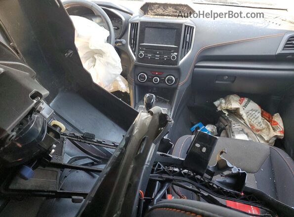 JF2GTAPC0N8233821 2022 SUBARU CROSSTREK Gray Առջևի վահանակի տեսք