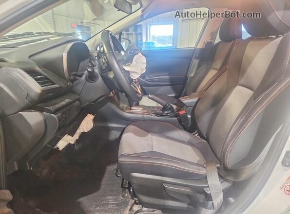 JF2GTAPC2L8237687 2020 SUBARU CROSSTREK White Вид салону спереду