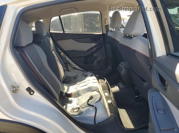 JF2GTAPC3L8224883 2020 SUBARU CROSSTREK White Հետևի նստատեղերի տեսք