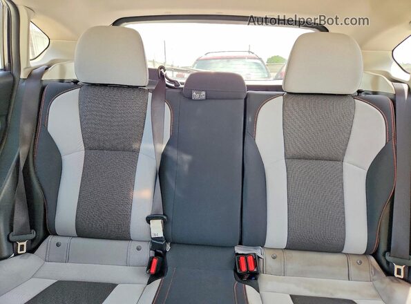 JF2GTAPC3M8227266 2021 SUBARU CROSSTREK Gray Vista de los asientos traseros