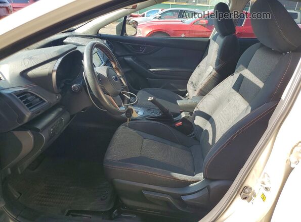 JF2GTAPC7N8255363 2022 SUBARU CROSSTREK White Front interior view