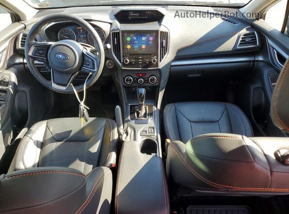 JF2GTHMC0M8330982 2021 SUBARU CROSSTREK White Widok deski rozdzielczej