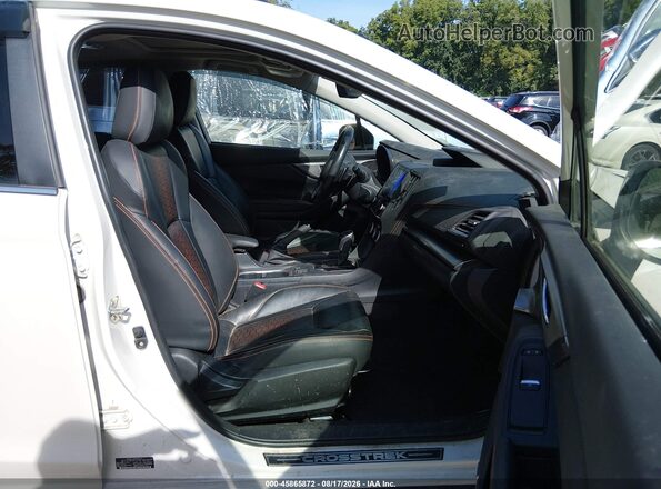 JF2GTHNC0PH223966 2023 SUBARU CROSSTREK White Вид салону спереду