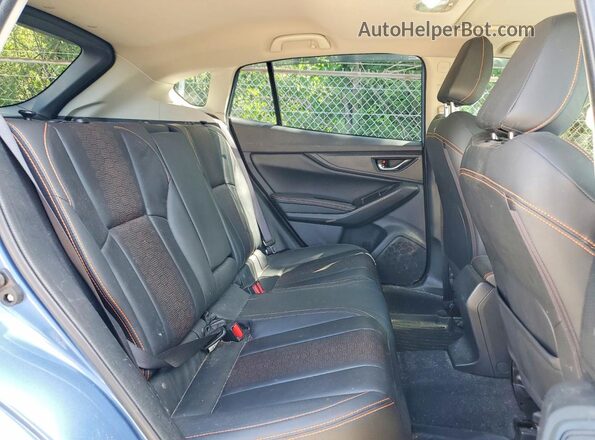 JF2GTHNCXNH273240 2022 SUBARU CROSSTREK Blue Widok wnętrza z tyłu