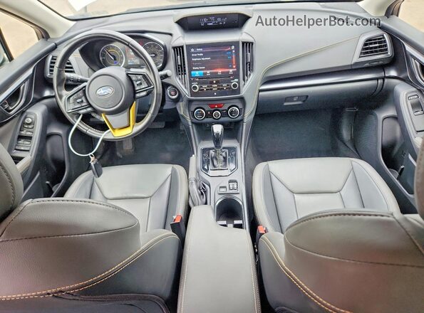 JF2GTHSC6MH273030 2021 SUBARU CROSSTREK White Widok deski rozdzielczej