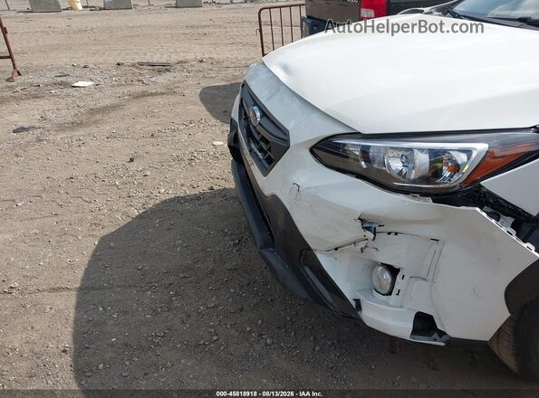 JF2GTHSC9NH230545 2022 SUBARU CROSSTREK White Vista frontal