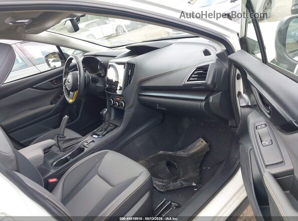 JF2GTHSC9NH230545 2022 SUBARU CROSSTREK White Vista interior delantera