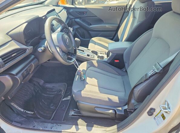 JF2GUABC9R8260123 2024 SUBARU CROSSTREK Белый Вид салона спереди