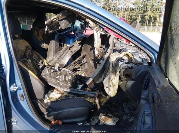 JF2GUADC8RH292459 2024 SUBARU CROSSTREK Blue Rear interior view